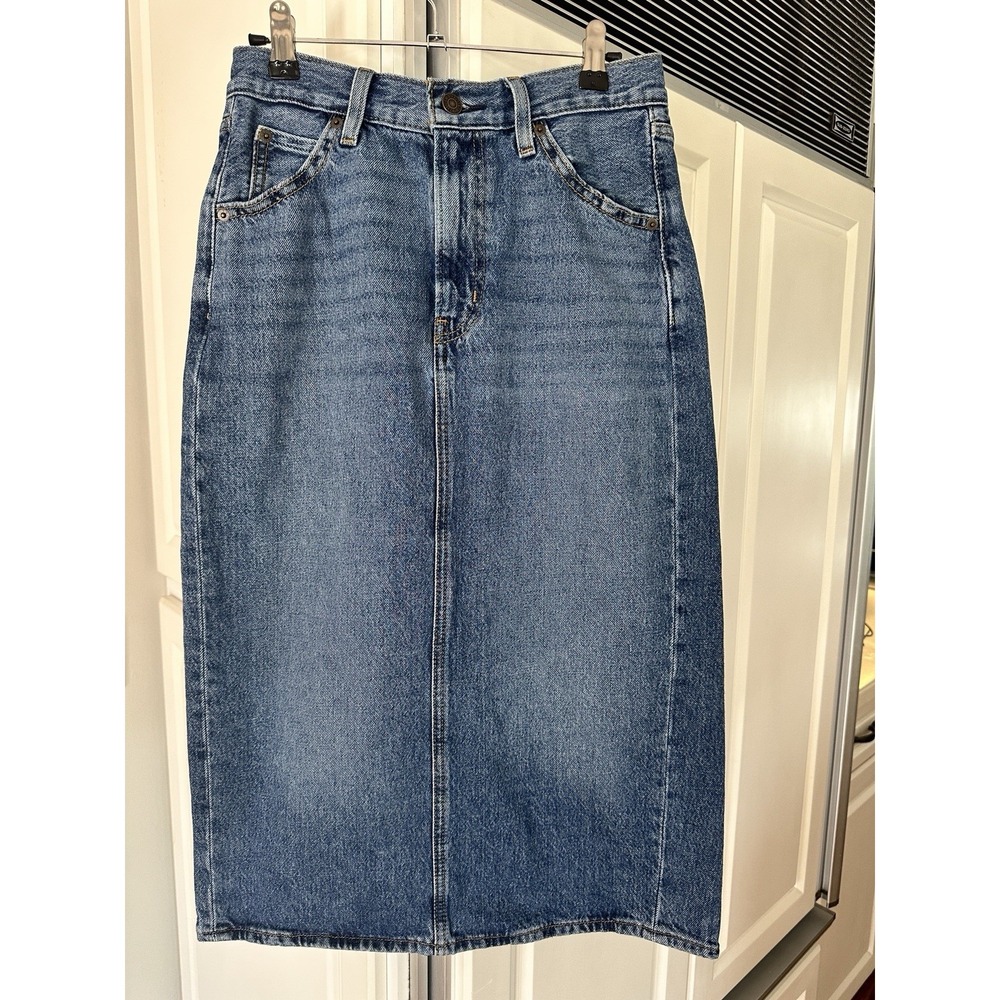 Levis High Rise Back Slit Midi Skirt Denim Blue Medium Wash Women Size 26 Waist